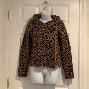 Adrienne Vitadini Leopard Sweater/Coat Small